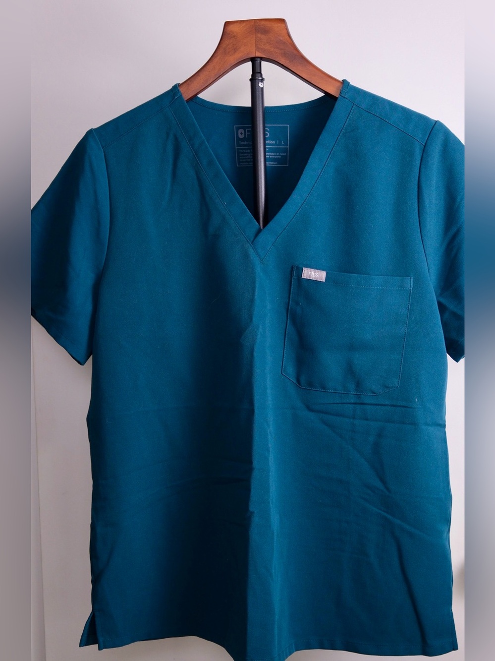 FIGS Teal Scrub Set Womens Large Top & Large Petite Pants Yola Medical Nurse